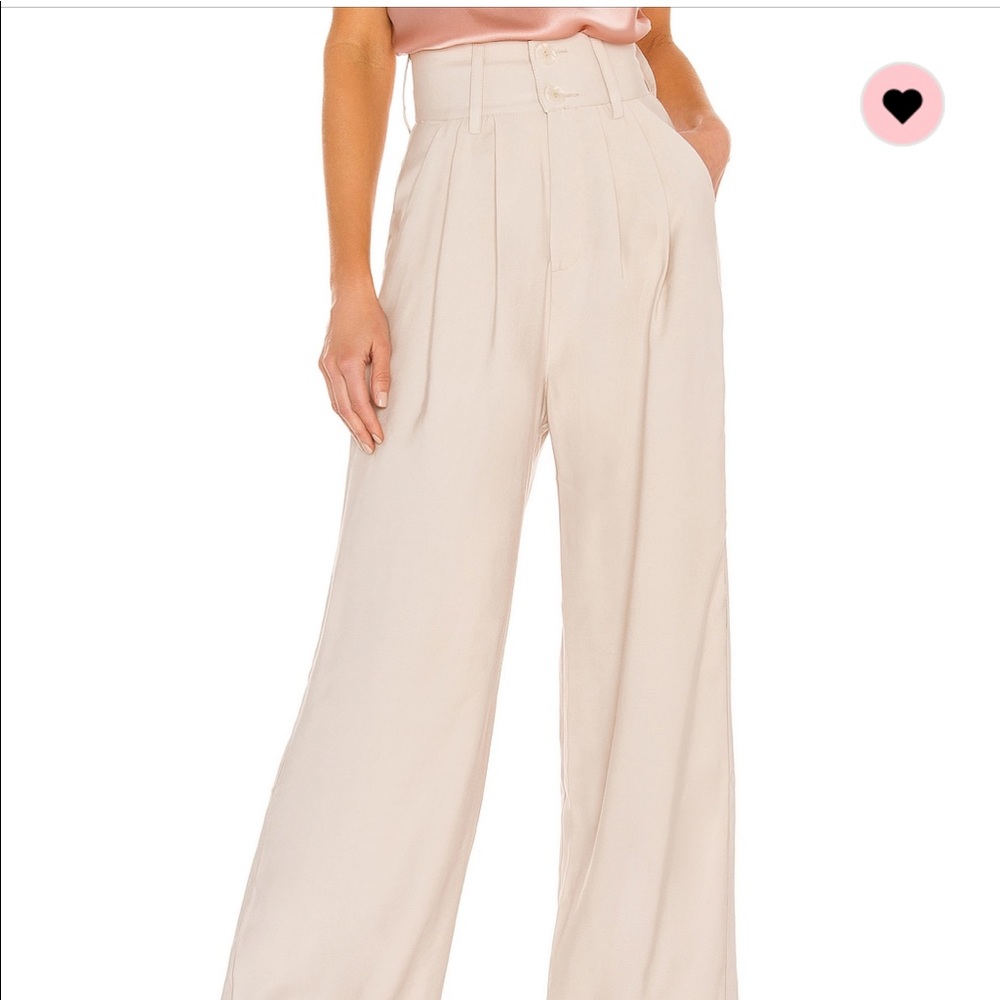 NEW! Nonchalant pants. High waisted, light weight size Small